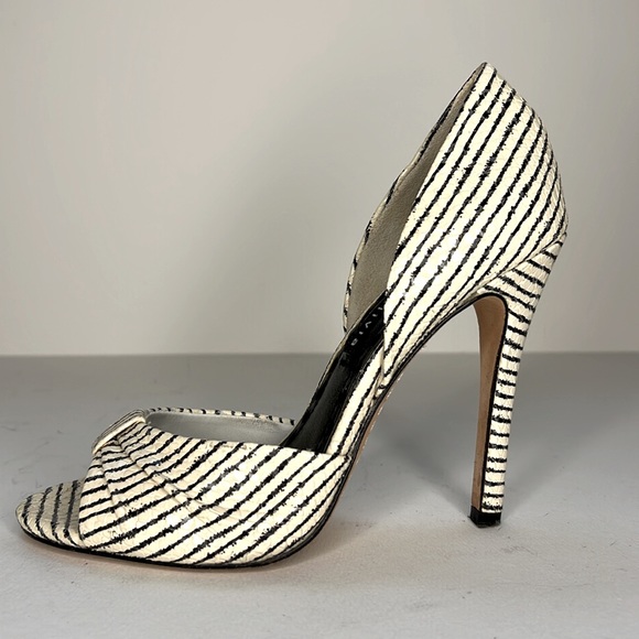 Alice + Olivia Gigi Peep Toe Snake Embossed Pumps EU 36 - Picture 1 of 10